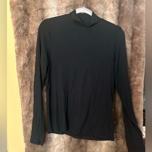 American Eagle Outfitters Black Long Sleeve Mock Turtleneck Tee